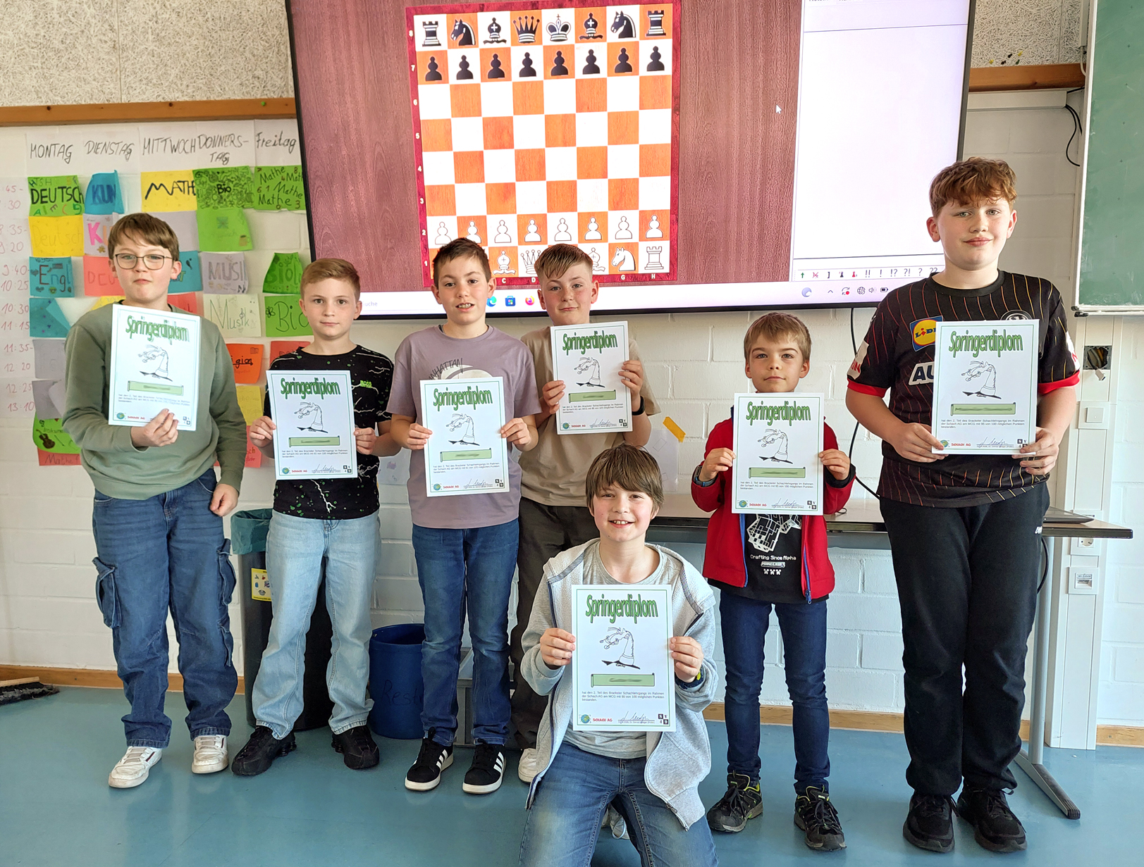 Schach AG: Acht neue Springerdiplome verliehen!