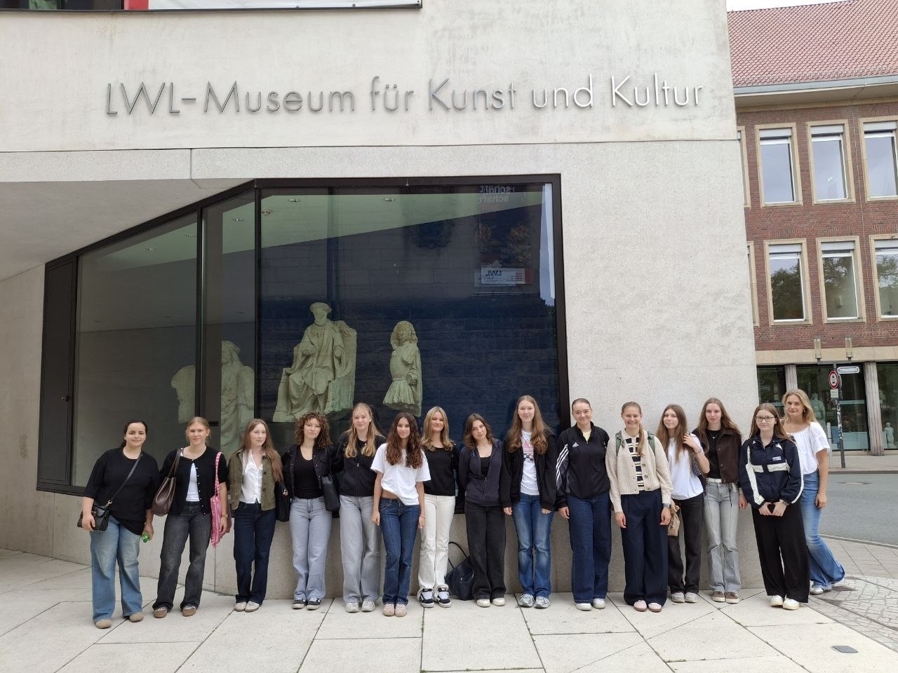 MuKuLi-Kurs 10 auf Entdeckungstour im LWL-Kunstmuseum Münster