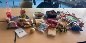 Wenn sich Familiengeschichten um Rezepte und Zutaten ranken und von besonderen Erlebnissen aus der ganzen Welt mit Freude erzählt wird - dann ist das Ausprobieren und Teilen im Miteinander am schönsten.